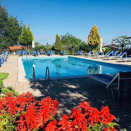 Hotell Casa Vicino 3*