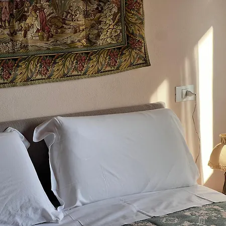Casa Vicino Hotel